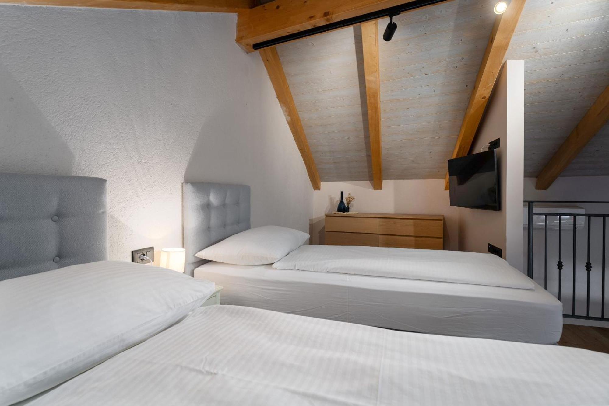 Della Croce Bed&Breakfast Svetvinčenat Екстериор снимка